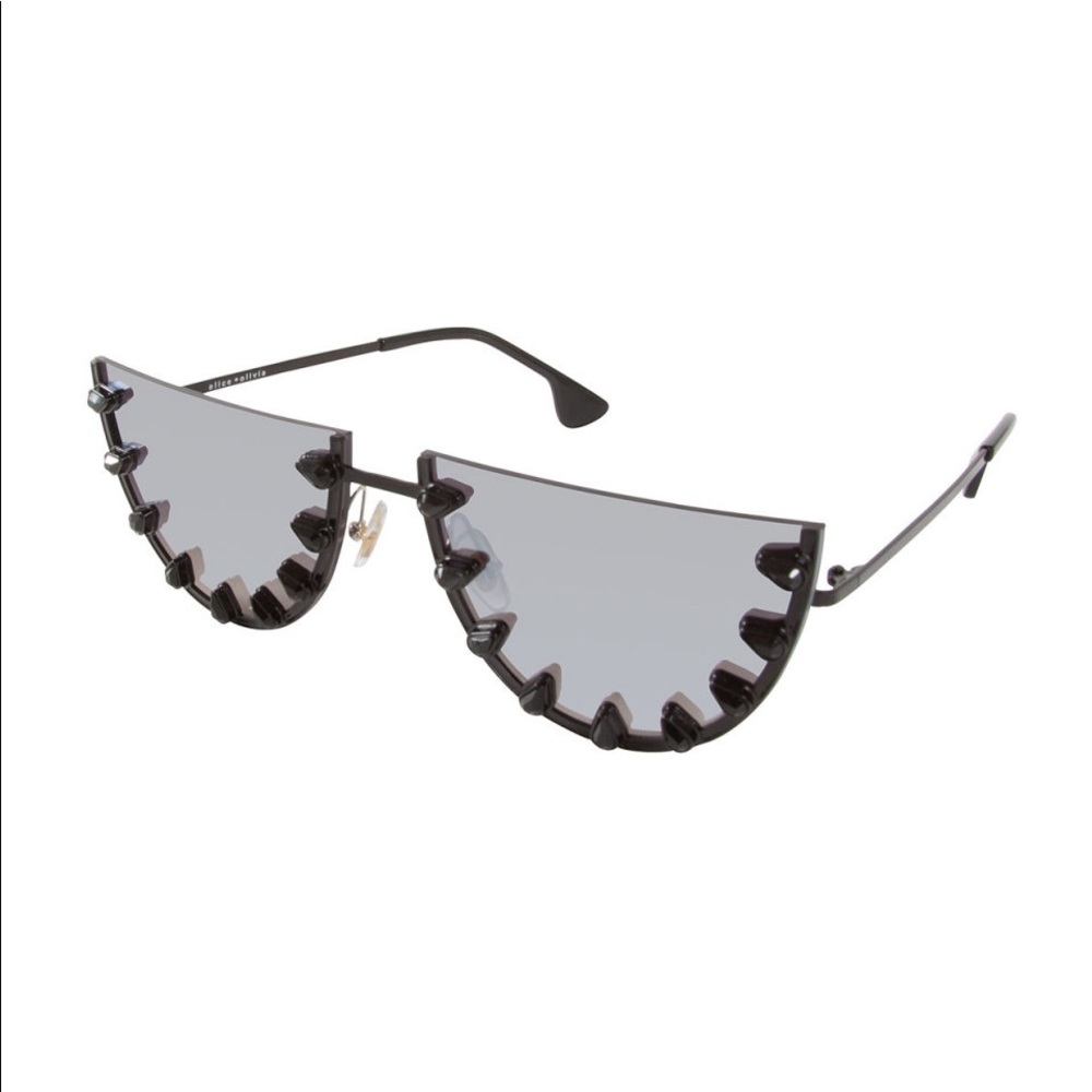 Alice + Olivia Palm Canyon Sunglasses Black